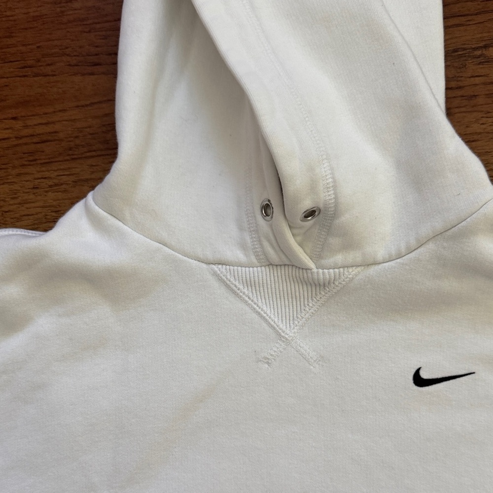 Nike white Hoodie with Black Logo - Picture 5 of 11